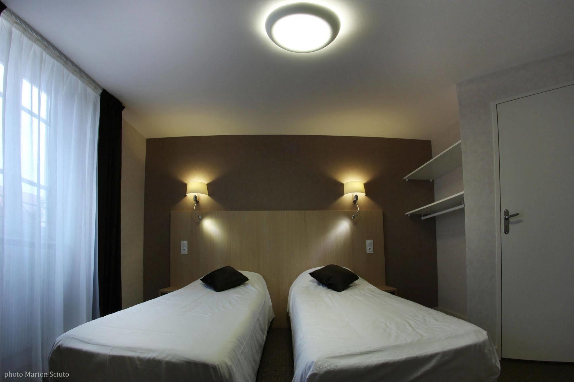 Hotel De L'Abbaye Sauxillanges Dış mekan fotoğraf